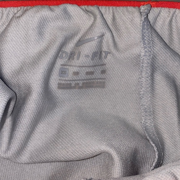 Nike short - Picture 4 of 4